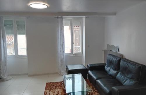 Pamiers Apartment | Appartement spacieux