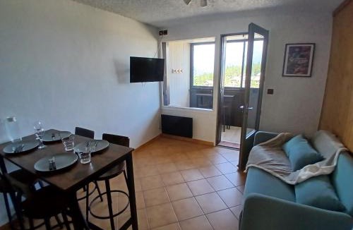 Laye Apartment | Appartement station de Laye