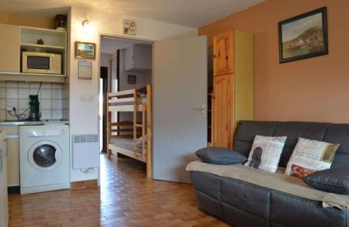 Argeles Plage Apartment | Appartement Studio cabine 4 couchages ARGELES SUR MER AR030-036