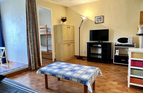 Argeles Plage Apartment | Appartement Studio cabine 4 couchages ARGELES SUR MER AR020-012