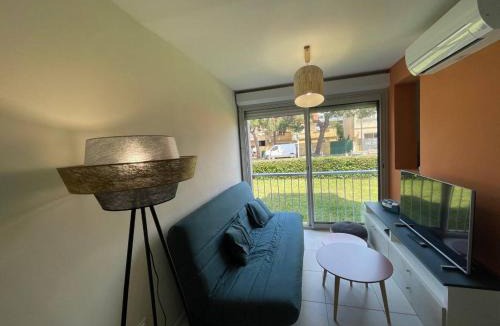 Argeles Plage Apartment | Appartement Studio cabine 4 couchages ARGELES SUR MER AR020-037
