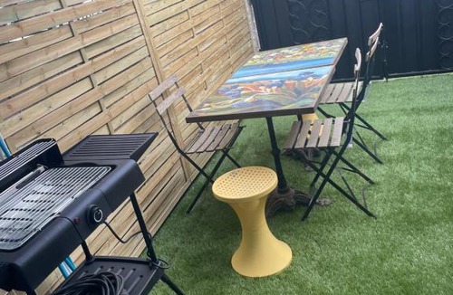 Bouillargues Apartment | Appartement style America