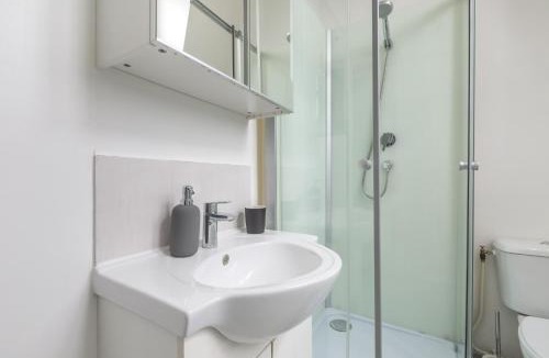 Roncq Apartment | Appartement style industriel, propre, WIFI Fibre
