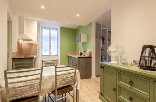 Bagneres-de-Bigorre Apartment | Appartement T2 Les Pyrénées