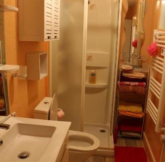 Dun-les-Places Apartment | Appartement T1