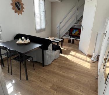 La Riche Apartment | Appartement T1B place saint Anne