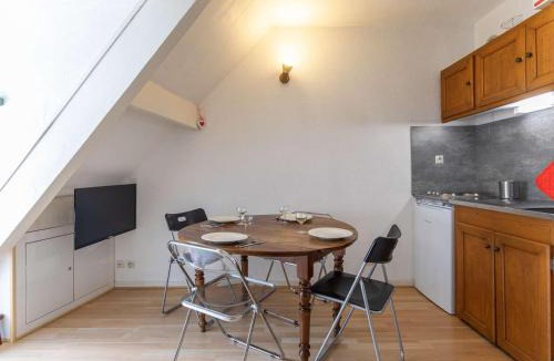 Cauterets Apartment | Appartement T2 à Cauterets, proche télécabine avec parking et local ski - FR-1-401-198