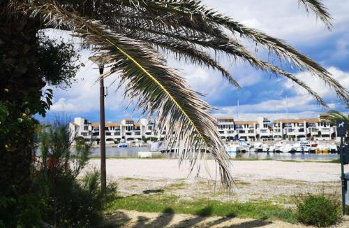 Le Barcares Apartment | Appartement T2 avec Terrasse et Piscine, Parking Privé, Espace Aquatique - Le Barcarès - FR-1-195-22