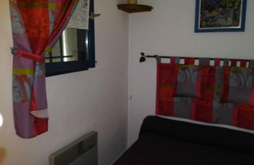 Le Lavandou Apartment | Appartement T2 cabine 2 étoiles au Lavandou avec climatisation - FR-1-308-92