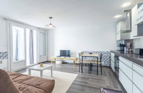 Saint-Barnabe Apartment | Appartement T2 - Parking Privé - Petit bois Luzien