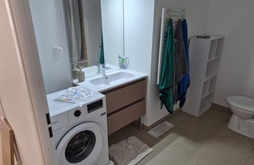 Aiguerelles Apartment | Appartement T2 tout confort avec terrasse avec Parking