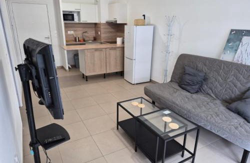 Aiguerelles Apartment | Appartement T2 tout confort avec terrasse avec Parking