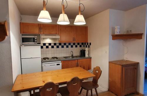 Bagneres-de-Luchon Apartment | Appartement T3 5 Pers Domaine Les PIC D'ARAN