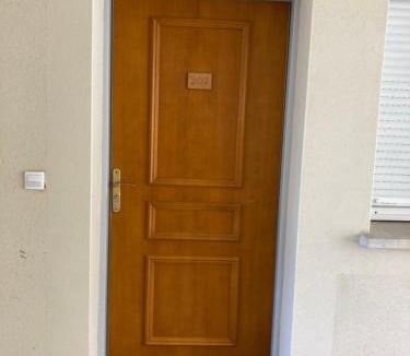 Bagneres-de-Luchon Apartment | Appartement très agréable dans belle résidence, classé 3 étoiles par le comité départemental du tourisme en Haute Garonne