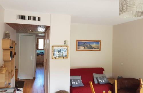 La Toussuire Apartment | Appartement traversant résidence chaput 2 - 2 pièces - 6 personnes - vue sur front de neige