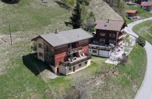 Saint-Martin Apartment | Appartement Tsandelanne avec terrasse panoramique, Val d'Hérens