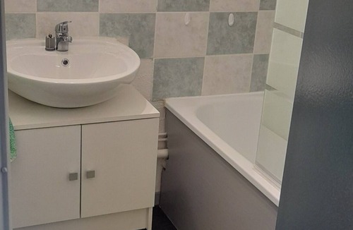 Digne-les-Bains Apartment | Appartement Type 2 Refait à Neuf