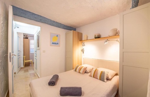 Old Town Apartment | Appartement vieux village - La Ponche