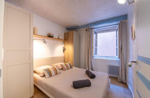 Old Town Apartment | Appartement vieux village - La Ponche