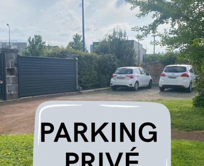 Mayenne Apartment | Appartement Villa Medena - Classé 3 étoiles - Parking privé clos