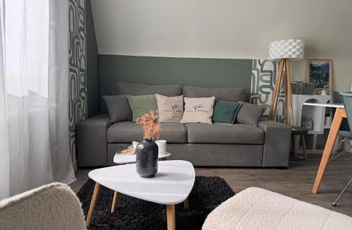Mayenne Apartment | Appartement Villa Medena - Classé 3 étoiles - Parking privé clos