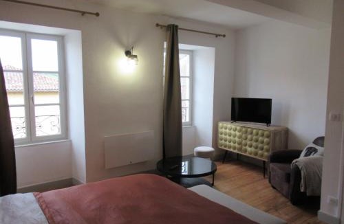 Simorre Apartment | Appartement village