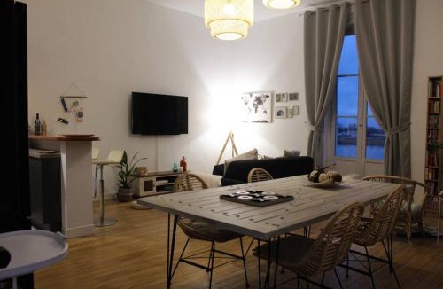Saumur Apartment | Appartement vue imprenable sur la Loire !