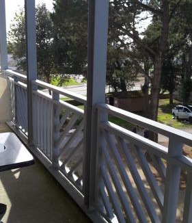 Le Croisic Apartment | Appartement vue latérale mer