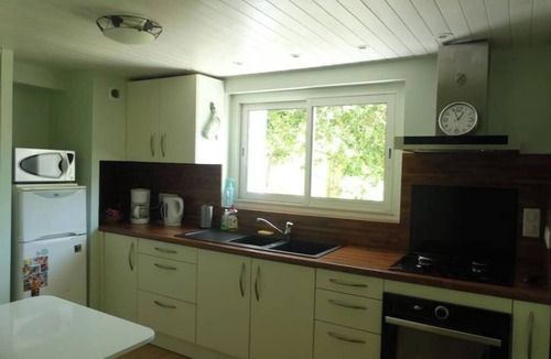 Cuguron Apartment | Appartement vue Pyrénées Avec Activités Petits et Grands à Proximité