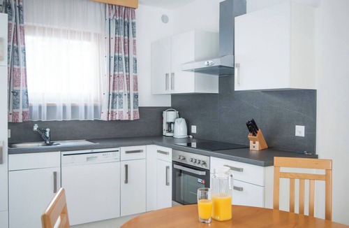 Ravaisch Apartment | Appartements Alouette, (Samnaun-Dorf). by Interhome