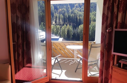 Ravaisch Apartment | Appartements Alpin Live, (Samnaun-Laret). by Interhome