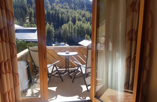 Ravaisch Apartment | Appartements Alpin Live, (Samnaun-Laret). by Interhome