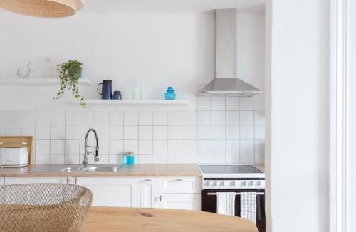 Enclos Apartment | Appartements avec vue sur le port