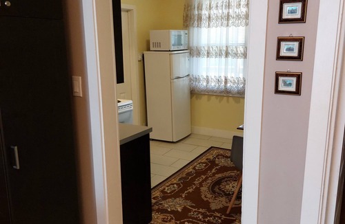 Longueuil Apartment | Appartements Cartier 2. Free parking. Backyard.