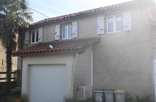 Castelnau-Riviere-Basse Apartment | Appartment type 2