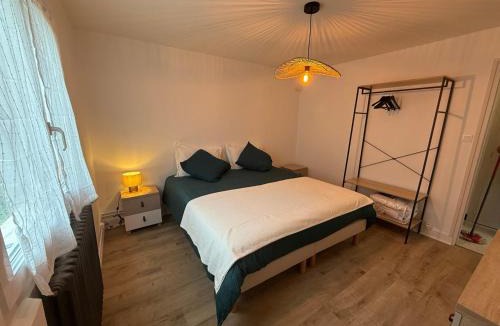 Fontaine-le-Comte House | Appartment Jumapi