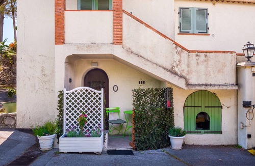 Saint-Paul-de-Vence Villa | Appartment villa bottom with swimming pool