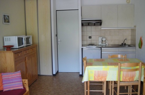 Vielle-Aure Apartment | Apparts Proche des Commerces, et Télécabine, Plein sud , Cour Fermée, Parking,