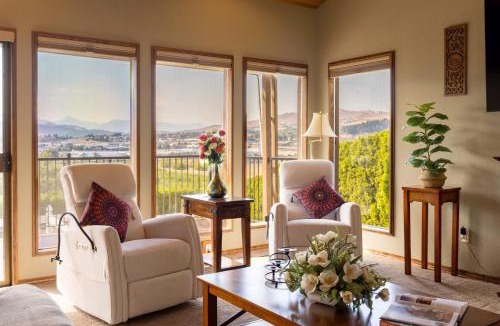 Monitor House | Apple Capital Getaway