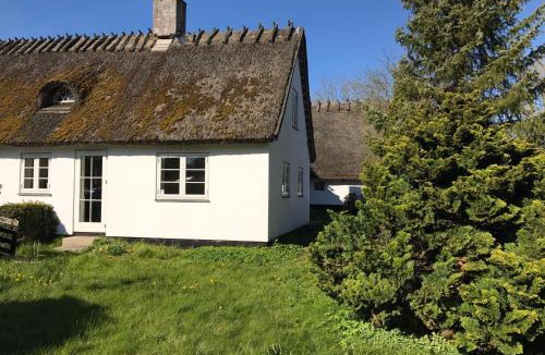 Vejby House | Apple Cottage