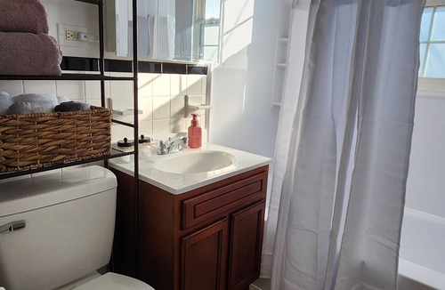 Scottown House | Apple Grove/Nucor Stay in Quiet Country Setting