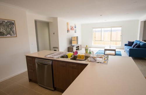 Point Cook House | Apple House Point Cook