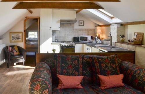 Hotham House | Apple Loft