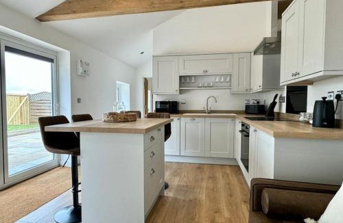 Trowbridge Apartment | Apple Store- Countryside Apartment