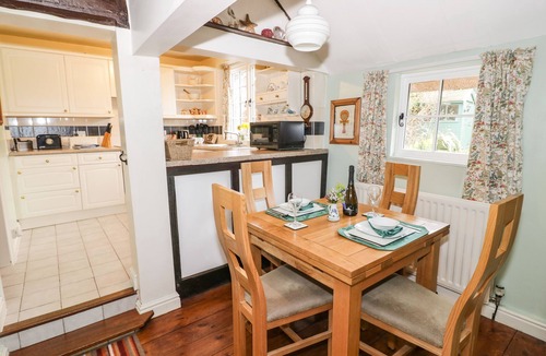 Harvington Cottage | Apple Tree Cottage