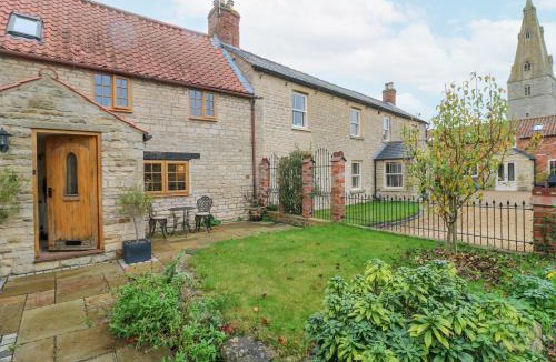 Old Somerby House | Apple Tree Cottage