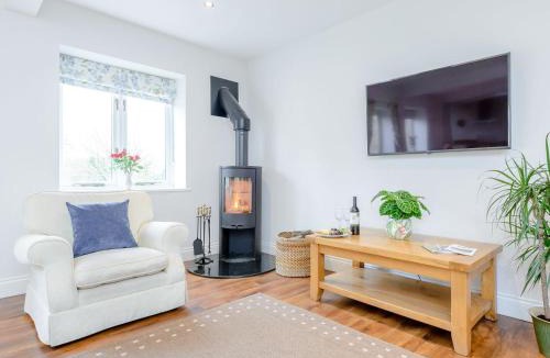 Spratton House | Apple Tree Cottage