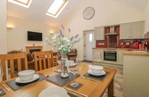 Dunnington Cottage | Apple Tree Cottage