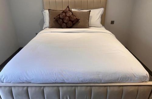 North Stifford Apartment | Apple Tree House