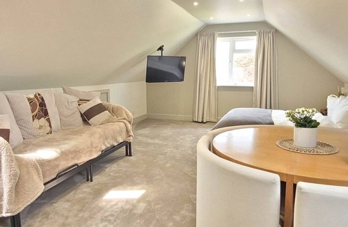 Tadley Bed & Breakfast | Apple Tree Place B&B